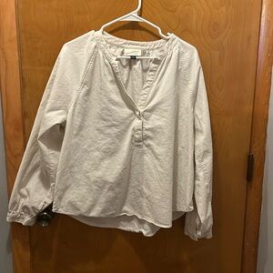 Universal Thread L cream top